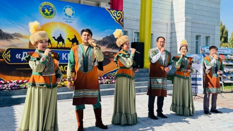 Республика күніне тарту: «Достық керуені» Жуалы ауданында кең ауқымда өтті