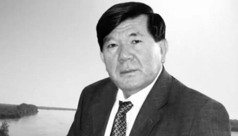 Қазақстанның халық жазушысы, қоғам қайраткері Мұхтар Шаханов өмірден өтті.